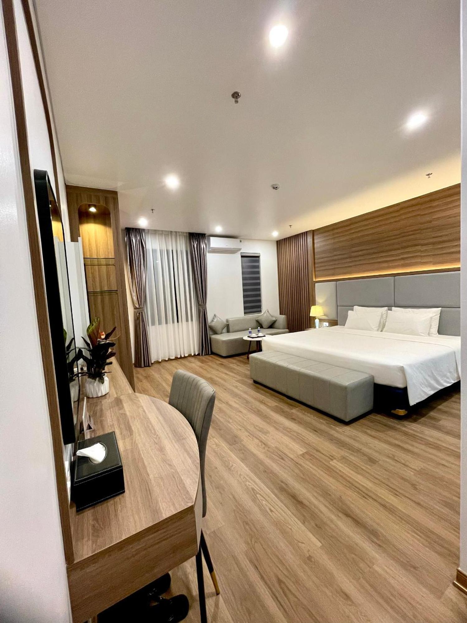 Central Halong Hotel Ha Long Buitenkant foto