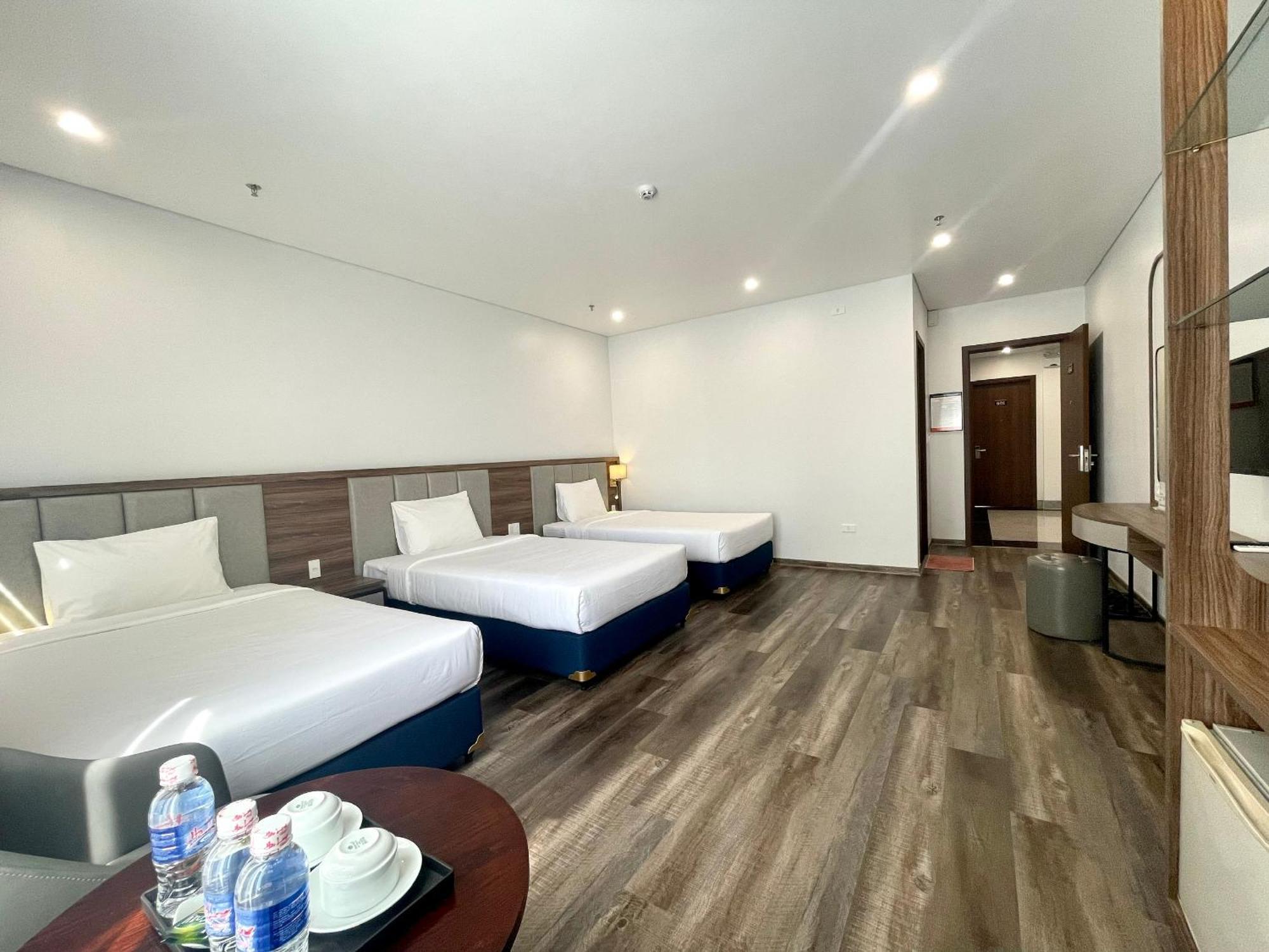 Central Halong Hotel Ha Long Buitenkant foto