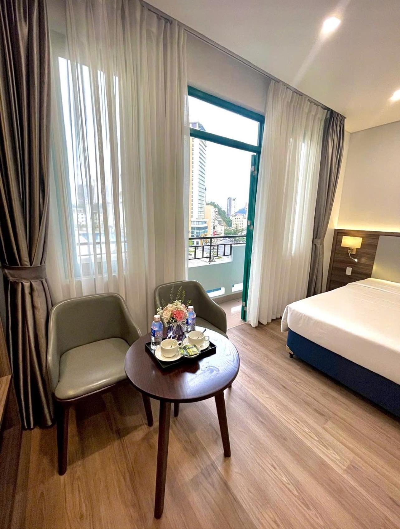 Central Halong Hotel Ha Long Buitenkant foto