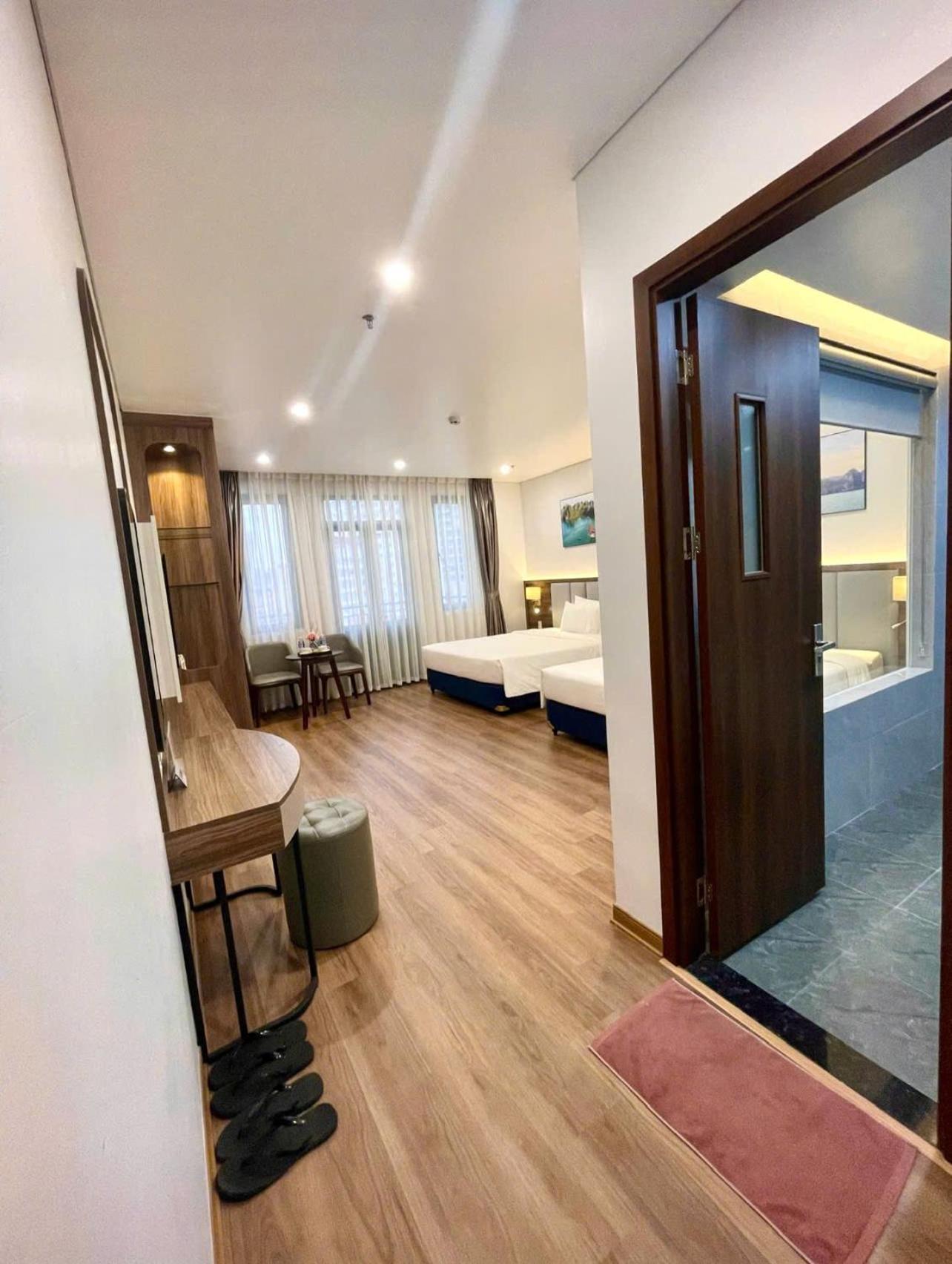 Central Halong Hotel Ha Long Buitenkant foto